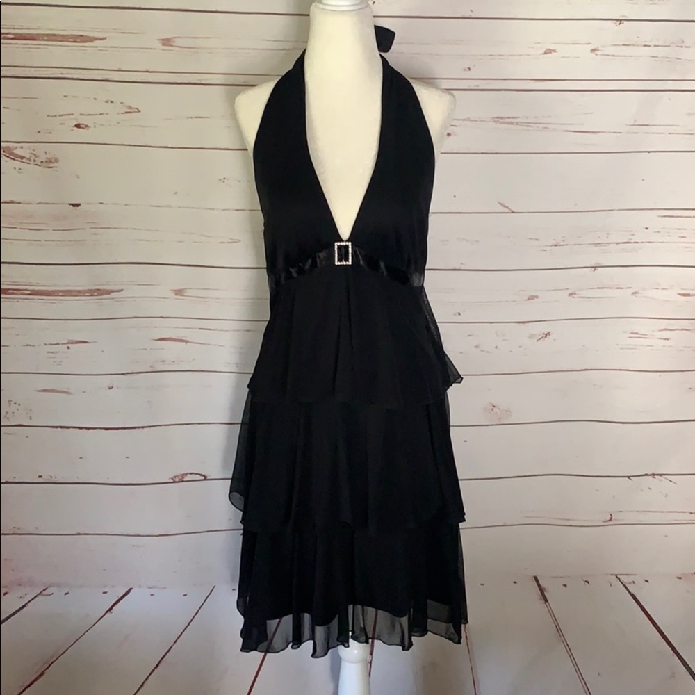 👠Black Tiered Low V Cut Dress